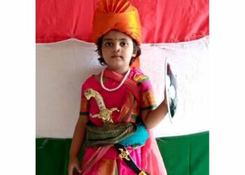 स्वातंत्र दिन निमित्त वेदिकाने साकारली झाशीची राणीची भूमिका