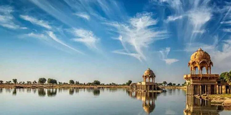 सप्टेंबर महिन्यात फिरायला जाताय तर ‘या’ ठिकाणी भेट द्या