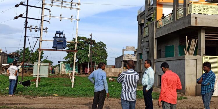 विवरे बु॥ ग्रामपंचायतीच्या ग्रामसभेत विज वितरण कंपीनीवर दोन कोटी कराची आकारणीचा ठराव