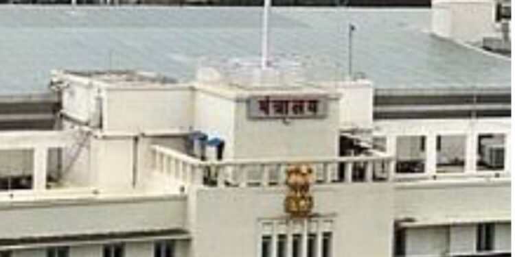 राज्यातील विद्यार्थ्यांच्या शिष्यवृत्ती, शैक्षणिक शुल्क संदर्भात महत्वाची बातमी…