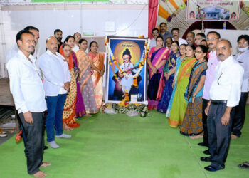 नाभिक समाज विकास मंडळाद्वारे श्री संत सेना महाराज पुण्यतिथी साजरी