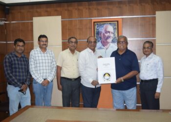उत्तर महाराष्ट्रातील पहिले रात्रकालीन महाविद्यालय खान्देश कॉलेज एज्युकेशन सोसायटीने केले सुरु