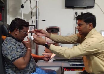 पाचोरा रोटरी क्लब तर्फे पत्रकारांचे नेत्र तपासणी शिबीर उत्साहात