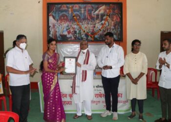 विवरे येथील शिक्षिका हर्षाली बेंडाळे यांचा भारतीय राष्ट्रीय युवा परिषद तर्फे गौरव