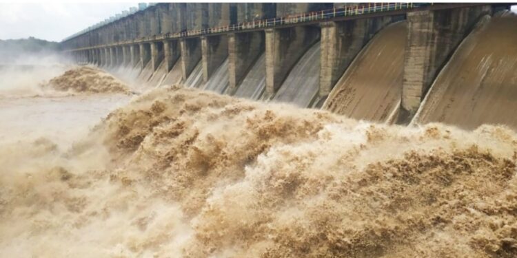 वाघूर नदीकाठच्या गावातील नागरीकांनी सतर्क रहावे ; वाघूर पाणलोट क्षेत्रात जोरदार पाऊस सुरु