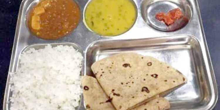 शिवभोजन थाळीसाठी १ ऑक्टोबरपासून मोजावे लागणार ‘इतके’ पैसे