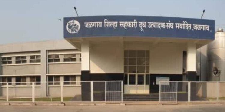 जिल्ह्यातील दूध उत्पादक शेतकऱ्यांसाठी आनंदाची बातमी