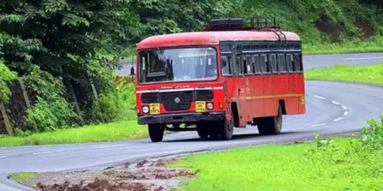 एसटी कर्मचाऱ्यांना राज्य सरकारचा दिलासा ; कर्मचाऱ्यांच्या पगारासाठी 500 कोटी वितरित