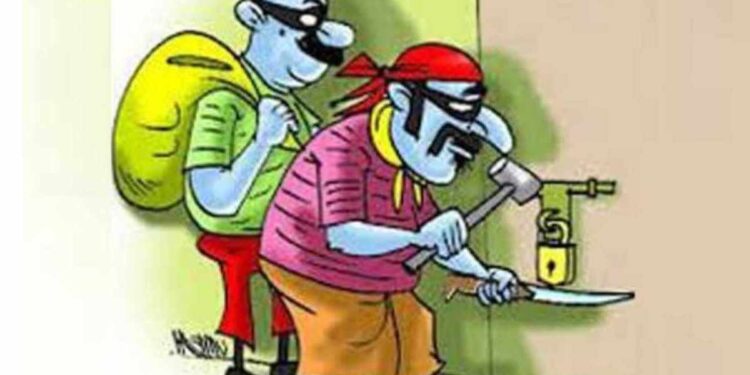 बंद घर फोडून ६३ हजाराचा ऐवज लांबविला