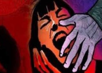 संतापजनक ! अपहरण करून 14 वर्षीय मुलीवर 8 जणांकडून सामूहिक बलात्कार