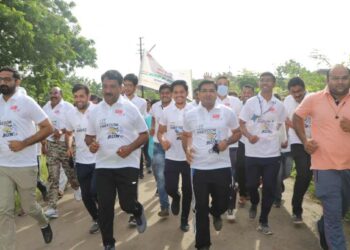 स्वातंत्र्याच्या अमृत महोत्सवानिमित्त ‘फिट इंडिया फ्रीडम रन’ मध्ये धावले जळगावकर