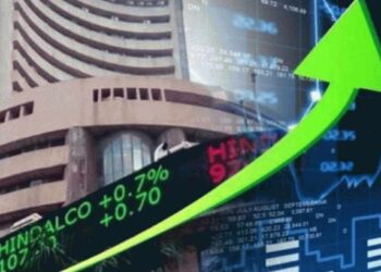 देशात नव्या कोरोनाग्रस्तांमध्ये अल्प घट ; गेल्या २४ तासात ‘इतके’ रुग्ण आढळले