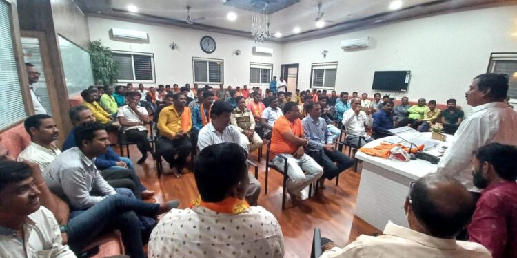 पाचोऱ्यात मुकुंद अण्णा बिलदीकर यांच्या उपस्थितीमध्ये शिवसेनेचे शिवसंवाद अभियान