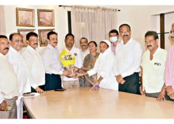 जळगाव मनपातील भाजपच्या तीन नगरसेवकांची घरवापसी