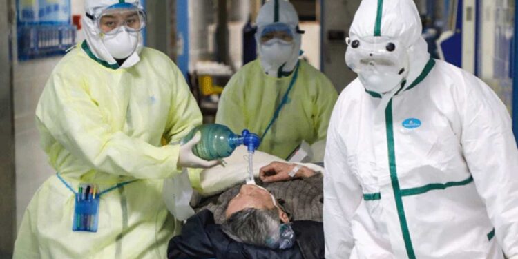 चीनमध्ये कोरोना परतल्याने जगाची चिंता वाढली ; उड्डाणे रद्द, शाळा बंद