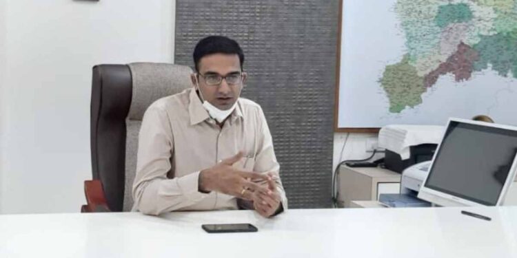 लम्पी स्किन डिसिज साथरोगाबाबतचा अहवाल त्वरीत सादर करा ; जिल्हाधिकाऱ्यांचे निर्देश