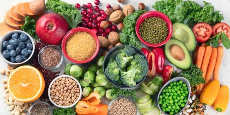 तुम्ही कधी तुमच्या रक्तगटानुसार आहार घेतला आहे? जाणून घ्या काय होतो परिणाम