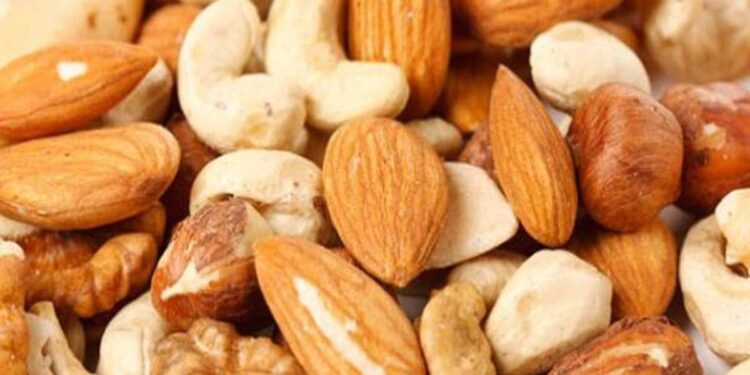 सणासुदीत काजू, बदामाच्या भावात मोठी घट ; वाचा काय आहेत नवे दर?