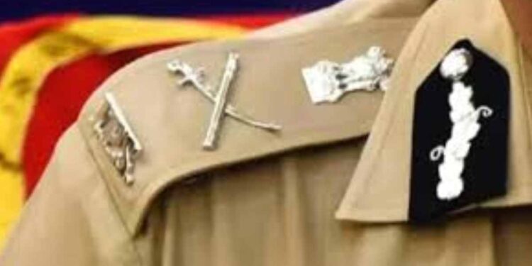 आयपीएस अधिकाऱ्याचा पगार किती असतो? जाणून घ्या