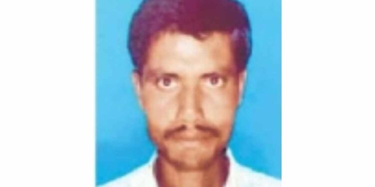 दुर्दैवी ! पत्नीसमोरच विहिरीत पडून तरुण शेतकऱ्याचा मृत्यू