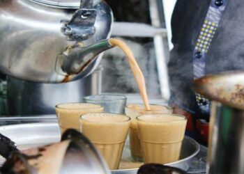 पाकिस्तानातील चहाच्या कपची किंमत ऐकून तुमचे होशच उडतील