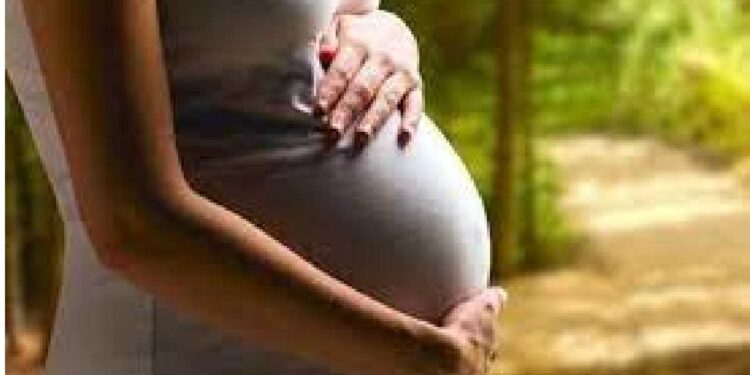 ‘या’ महिलांना 24 आठवड्यापर्यंत गर्भपात करण्याची परवानगी, केंद्राचे नवीन नियम