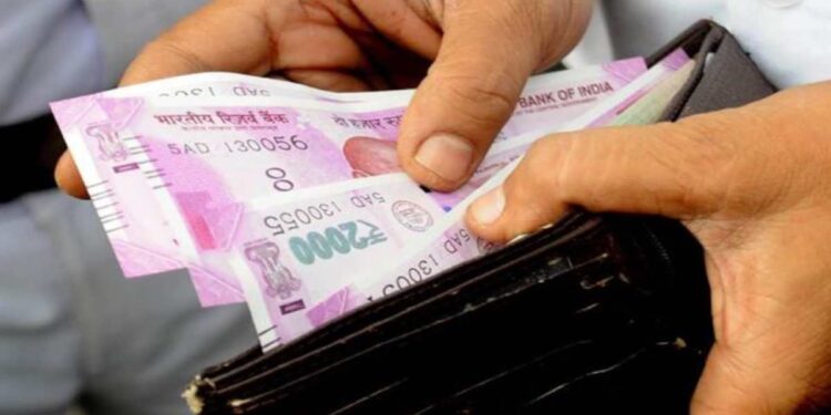 आयटीआर फाइलिंगसह ‘ही’ 4 महत्त्वाची कामे आजच करा पूर्ण, नाहीतर होईल मोठे नुकसान 