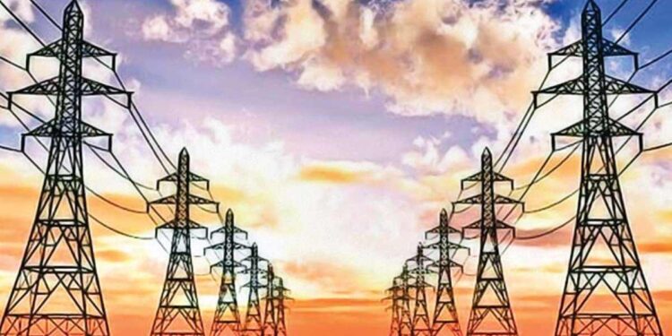 राज्यातल्या वीज ग्राहकांना मोठा झटका ; विजेचे दर इतक्या रुपयांपर्यंत वाढणार?