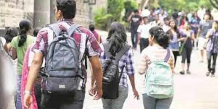 उद्यापासून महाविद्यालये सुरु, ‘ही’ आहेत सरकारची नियमावली, जाणून घ्या