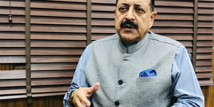 जोडीदाराच्या निवृत्तिवेतनासाठी नवे संयुक्त बँक खाते अनिवार्य नाही