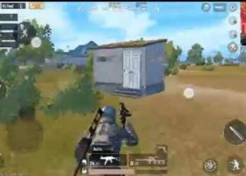 हेडफोन कानात टाकून पबजी गेम खेळत असतांना दोघांना ट्रेनची धडक !