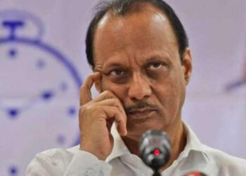 अजित पवारांना आयकर विभागाचा झटका, 1400 कोटींची मालमत्ता जप्त