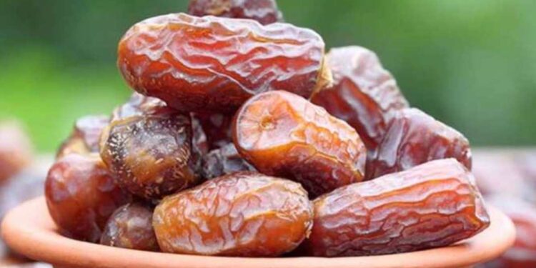 थंडीत ‘ही’ एक गोष्ट खा, लहान मुलांपासून मोठ्यांपर्यंत सर्वांना मिळतील आश्चर्यकारक फायदे