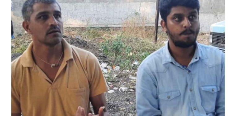 दहा हजाराची लाच घेताना दोन आरटीओ एजंटांना अटक