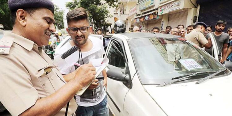 वाहन चालकांसाठी मोठी बातमी! ‘हे’ प्रमाणपत्र सोबत ठेवा, अन्यथा 10000 चे चलन होऊ शकते