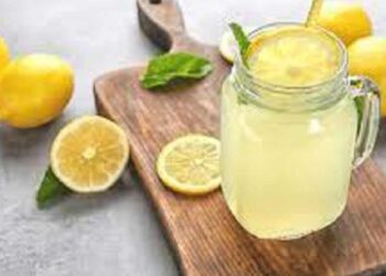 लिंबूपाणी पिणे धोकादायक, शरीराला होतात ‘हे’ ५ मोठे नुकसान