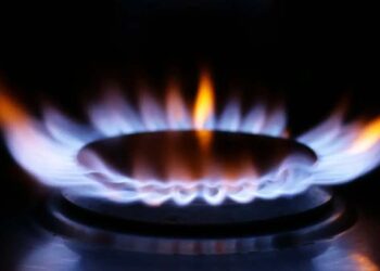 वरणगाव फॅक्टरी येथे गॅस सिलिंडरला आग; दोघे पिता-पुत्र भाजले