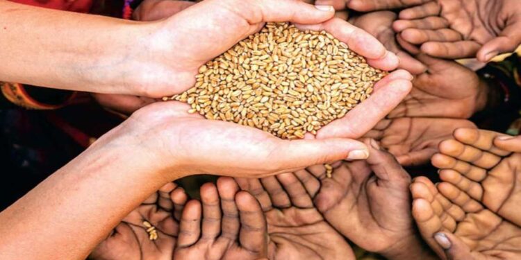 शिधापत्रिकाधारकांसाठी खुशखबर! शासन प्रथमच ‘या’ सुविधा देतेय