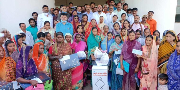 धरणगाव तालुक्यातील 54 लाभार्थ्यांना 12 लाख 80 हजारांच्या मदतीचे वाटप