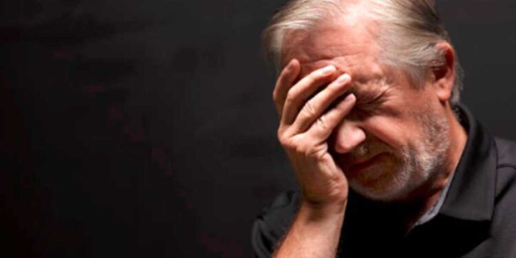 पुरुषांमधील गंभीर आजाराचे ‘ही’ आहेत 5 लक्षणे, हलक्यात घेऊ नका