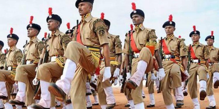 10वी पास तरुणांसाठी मोठी संधी! ‘या’ राज्यात 2,450 कॉन्स्टेबल पदांसाठी मेगा भरती