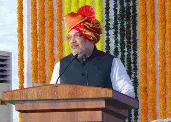 हजारो कोटींचे घोटाळे रिझर्व्ह बँकेनं केले का? – अमित शाहांची आगपाखड