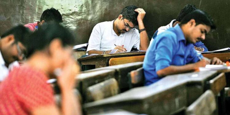 MPSC परीक्षेसंदर्भात मोठा बातमी, 2 जानेवारीला होणारी एमपीएससीची परीक्षा पुढे ढकलली