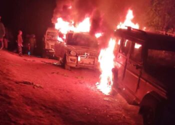 अतिरेकी समजून सुरक्षा दलांचा गोळीबार, ११ नागरिक ठार