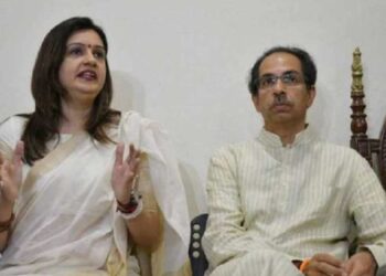 ..म्हणून शिवसेना खासदार प्रियांका चतुर्वेदी यांचा राजीनामा