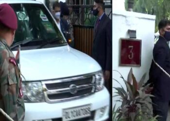 संरक्षण मंत्री सीडीएस रावतांच्या घरी, उद्या संसदेत निवेदन देणार