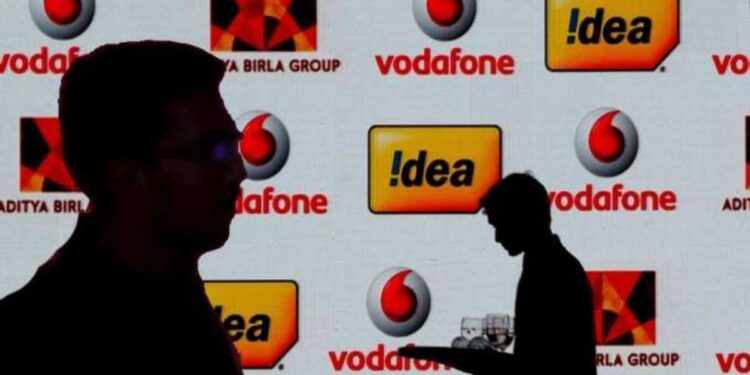 Vodafone-Idea वापरकर्त्यांसाठी खुशखबर…कमी किंमतीच्या ‘या’ चार प्लॅनद्वारे मिळतील जबरदस्त सुविधा