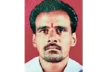 माहेरी असलेल्या लेकीला फोन करून कर्जबाजारी वडिलांनी घेतला गळफास