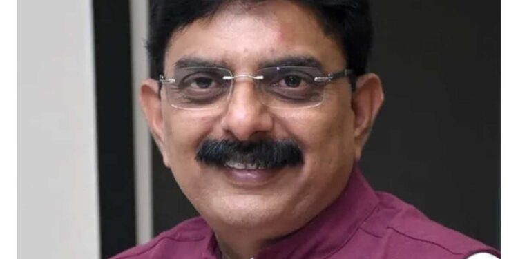 आ.संजय सावकारेंची गाडी परस्पर परिवहन मंत्र्याच्या नावावर ट्रान्सफर