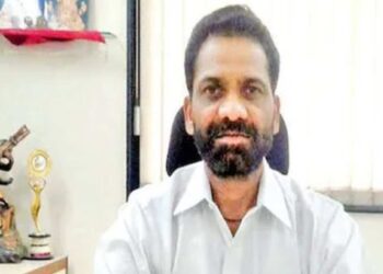 राज्यातील भरती परीक्षांचा पेपरफुटी प्रकरणात वरिष्ठ अधिकाऱ्याचाच हात, आयुक्त तुकाराम सुपेला अटक